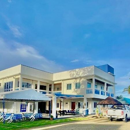 Hip Nautic Beach Resort Powered By Cocotel 리안 외부 사진